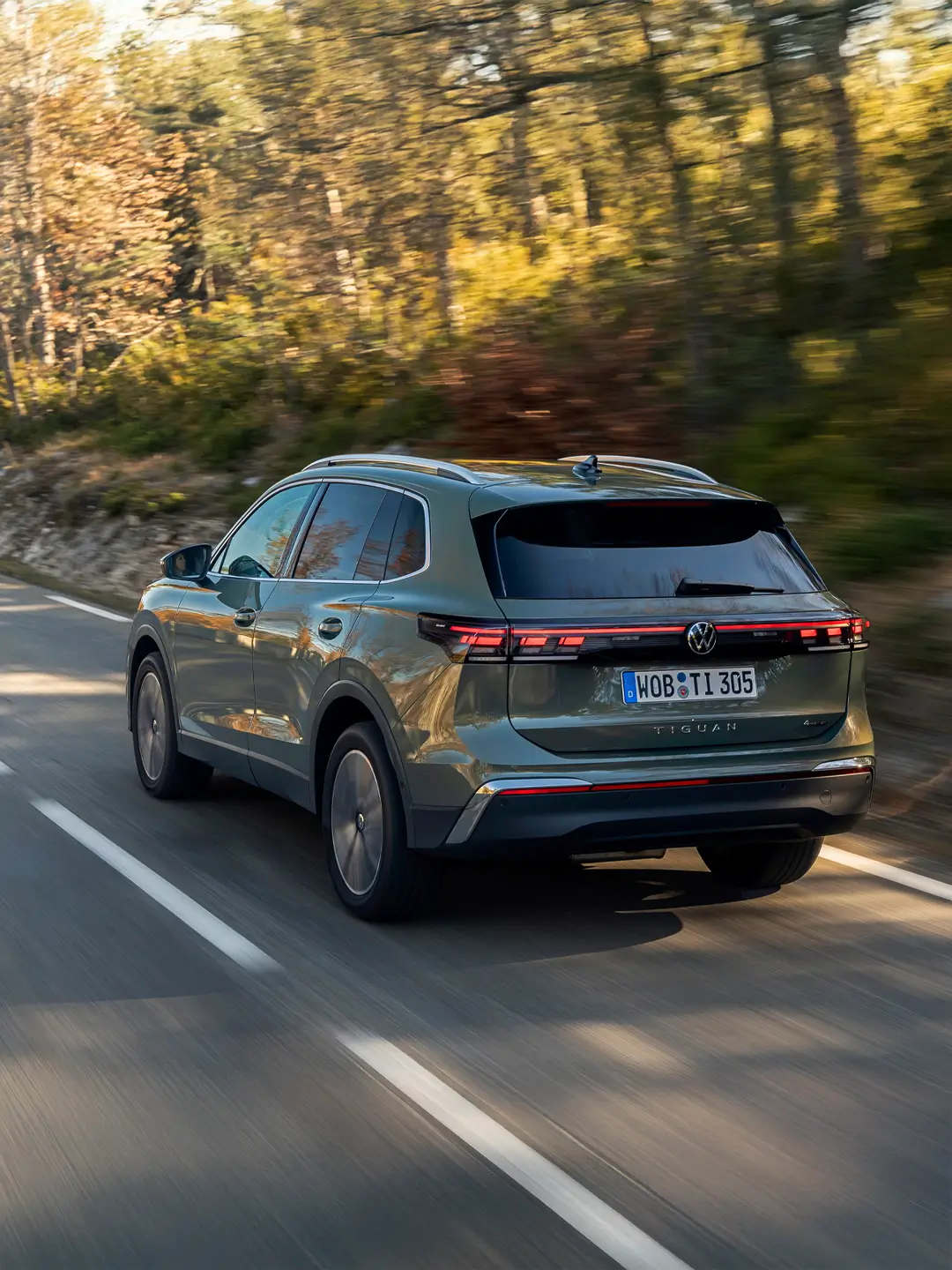Parte trasera del polivalente Volkswagen Tiguan SUV coupé Volkswagen en Apersa